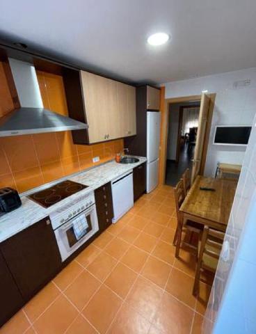 Imagen 2 Inmueble 299163 - Piso en venta en Cáceres / Zona Casa Plata