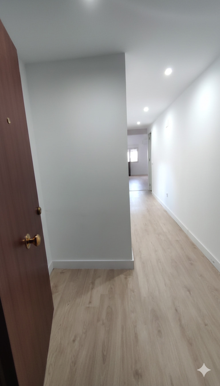 Imagen 4 Piso en venta en Cáceres / Ubicado entre Plaza de Toros y Plaza Mayor