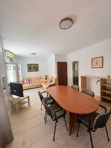 Imagen 1 Inmueble 300676 - Piso en venta en Cáceres / Ubicado entre Plaza de Toros y Plaza Mayor