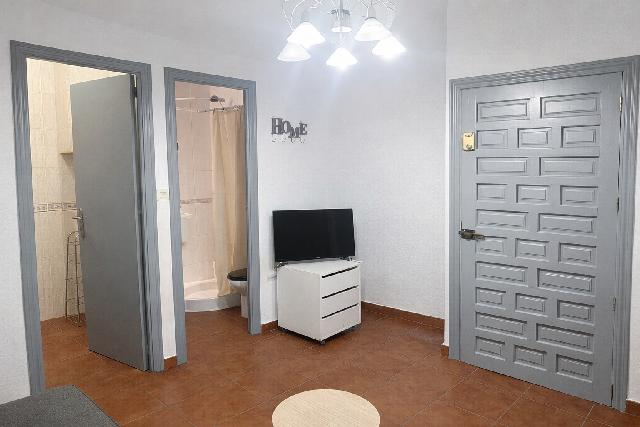 Imagen 2 Inmueble 300760 - Piso en venta en Cáceres / Plaza Mayor De Cáceres