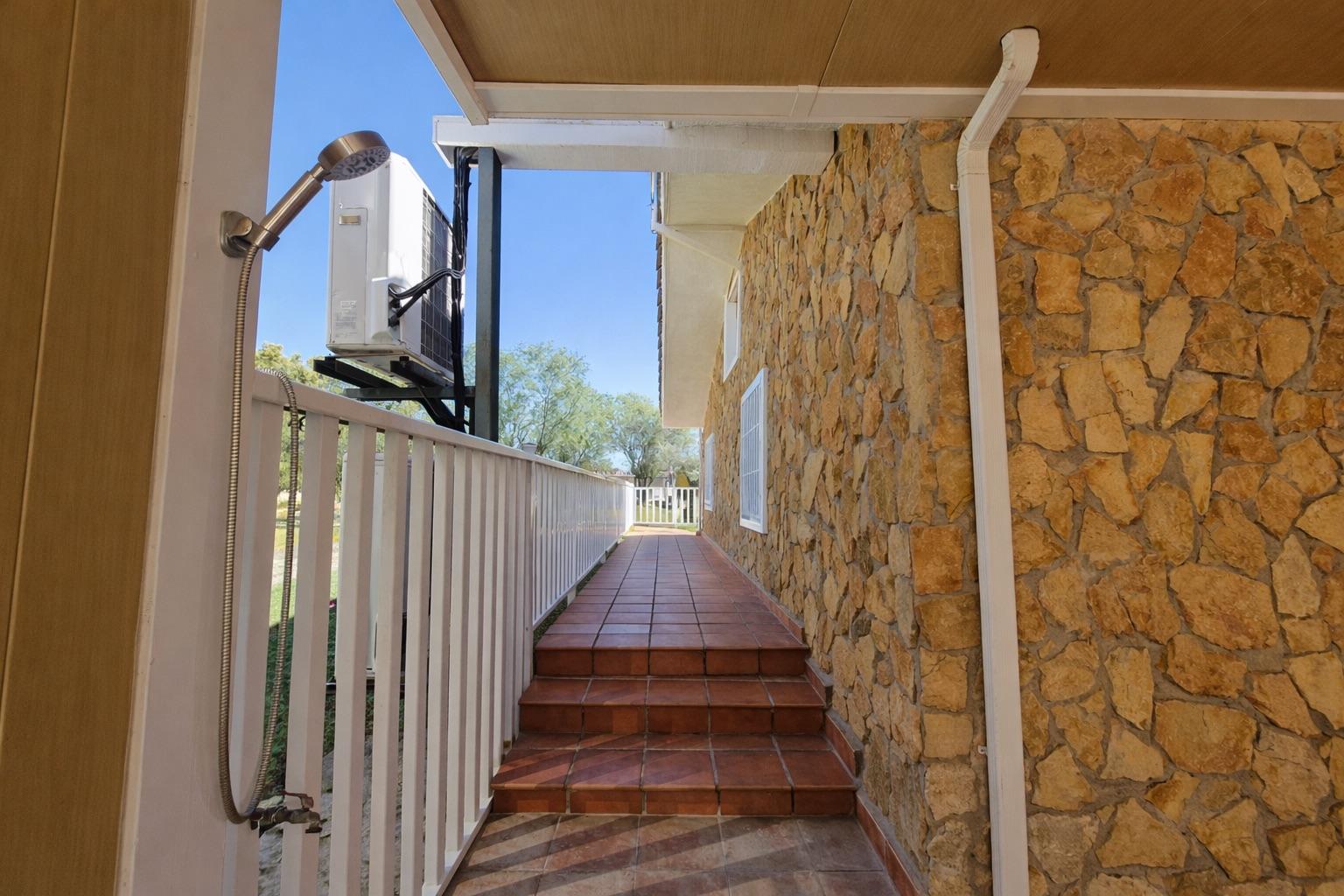 Imagen 23 Casa Aislada en venta en Malpartida De Cáceres / Urbanización Las Arenas 