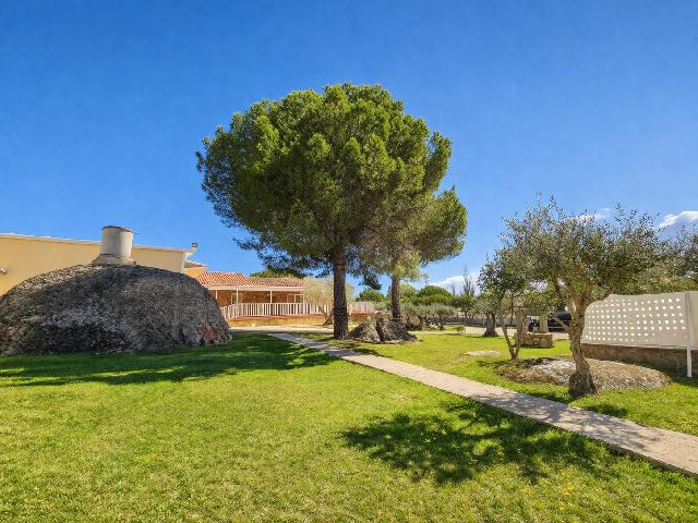 Imagen 33 Inmueble 301912 - Casa Aislada en venta en Malpartida De Cáceres / Urbanización Las Arenas 