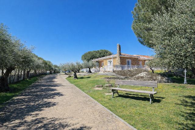 Imagen 35 Inmueble 301912 - Casa Aislada en venta en Malpartida De Cáceres / Urbanización Las Arenas 
