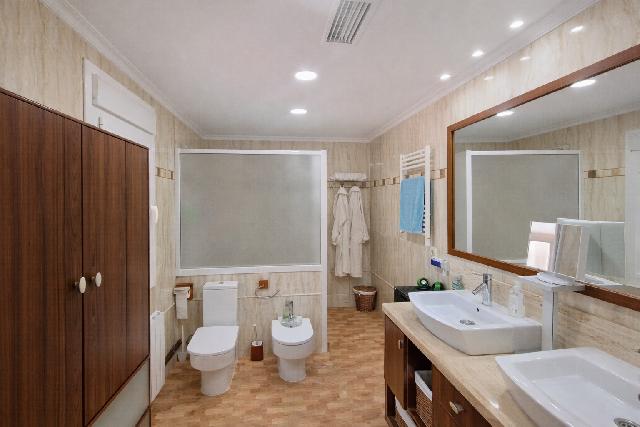 Imagen 10 Inmueble 301912 - Casa Aislada en venta en Malpartida De Cáceres / Urbanización Las Arenas 