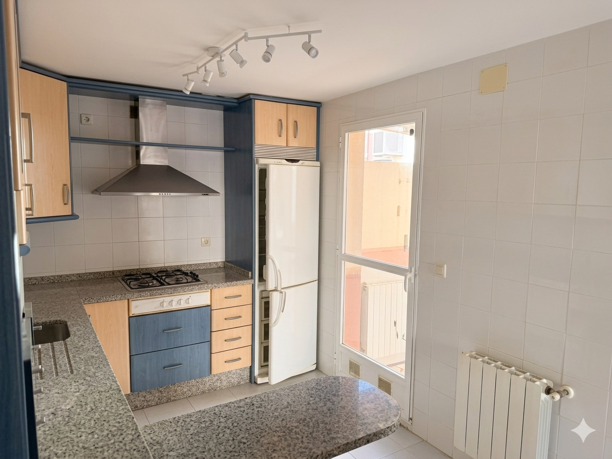 Imagen 8 Casa en venta en Cáceres / Zona de La Cañada