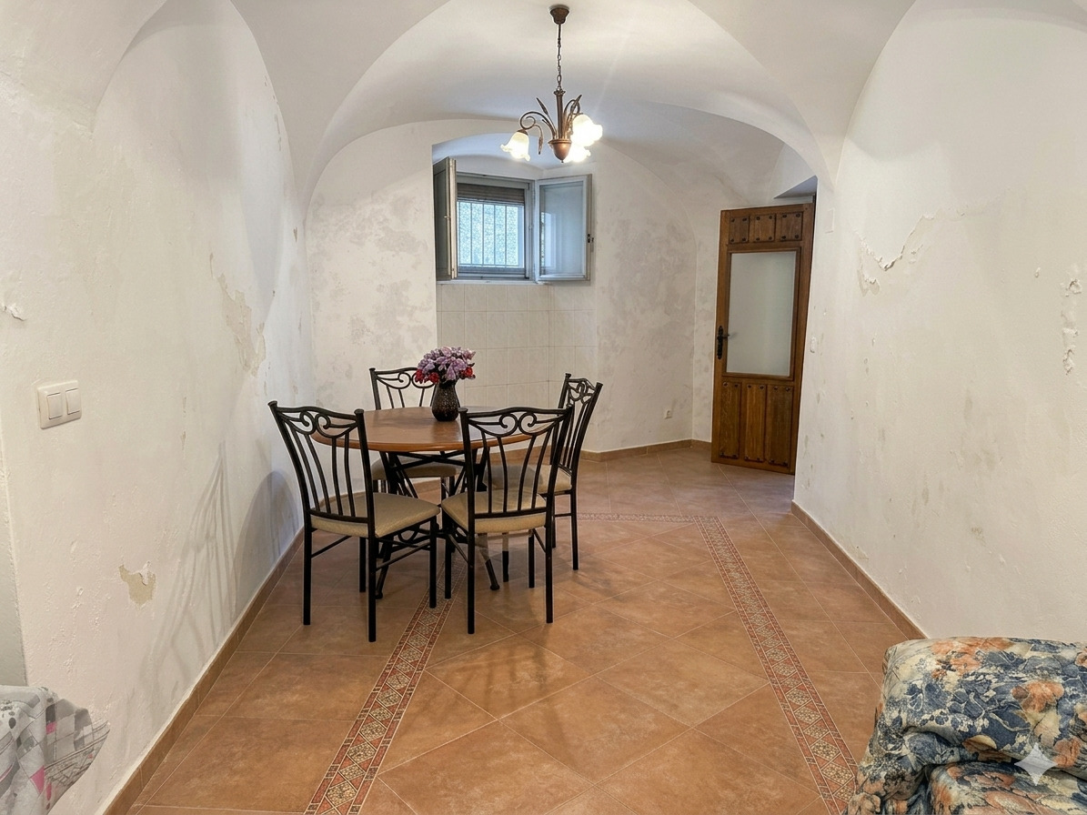 Imagen 5 Casa en venta en Montánchez / Cerca de la Plaza Mayor