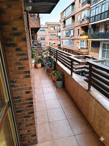 Imagen 3 Inmueble 302163 - Piso en venta en Cáceres / Muy próximo a  la Cruz de  los Caídos