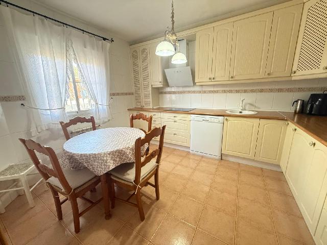 Imagen 3 Inmueble 300867 - Casa en venta en Azuqueca De Henares / A 3 minutos del parque del norte 