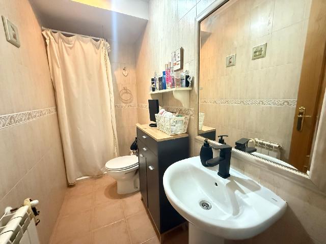 Imagen 7 Inmueble 300867 - Casa en venta en Azuqueca De Henares / A 3 minutos del parque del norte 