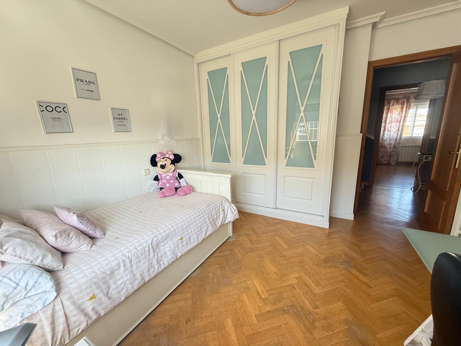 Imagen 10 Casa en venta en Azuqueca De Henares / A 3 minutos del parque del norte 