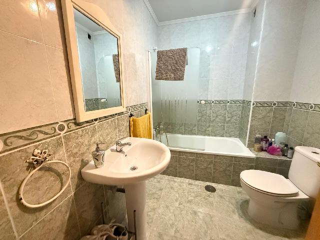 Imagen 12 Inmueble 300867 - Casa en venta en Azuqueca De Henares / A 3 minutos del parque del norte 