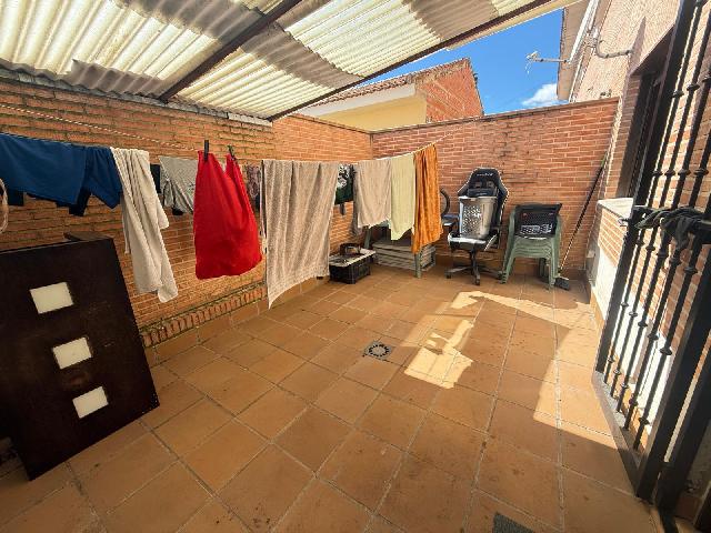 Imagen 1 Inmueble 301355 - Piso en venta en Pozo De Guadalajara / A 5 minutos de Pioz