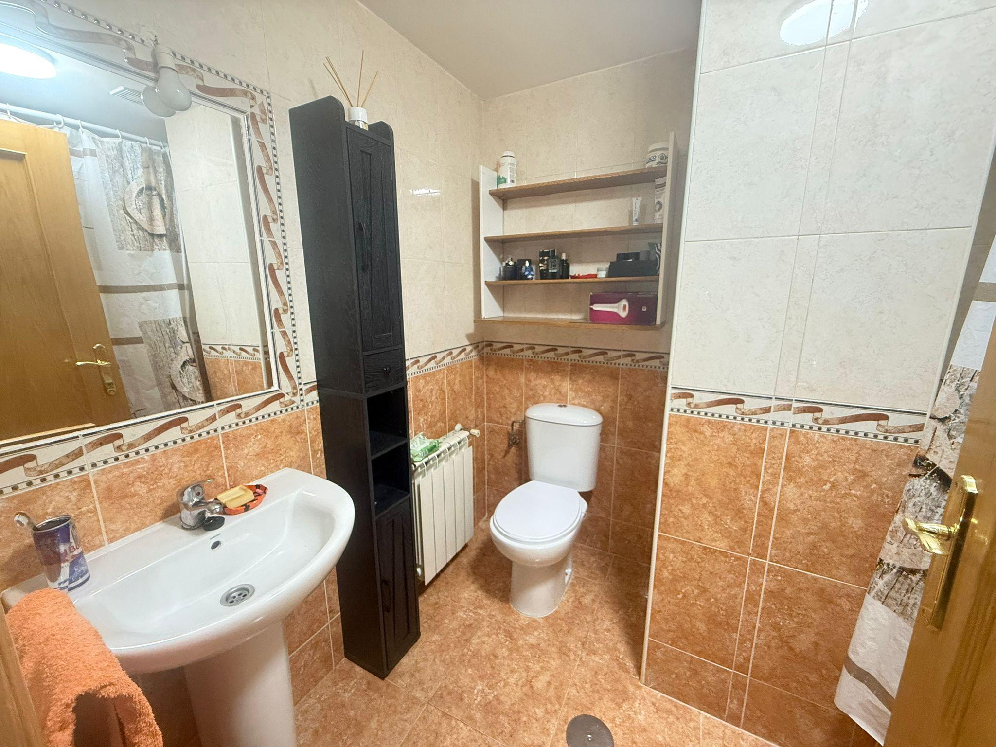 Imagen 11 Piso en venta en Azuqueca De Henares / A 5 minutos del ayuntamiento