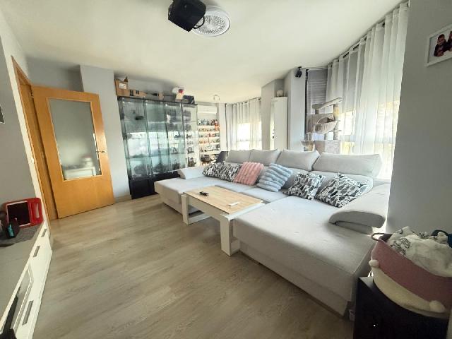 Imagen 2 Inmueble 301914 - Piso en venta en Alovera / A 5 minutos del centro de Alovera