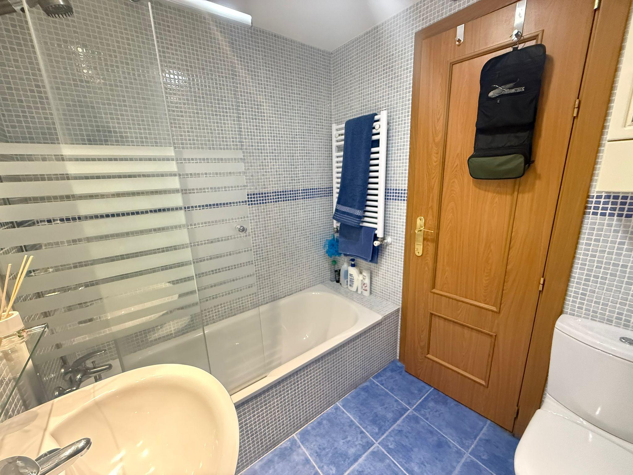 Imagen 19 Casa Adosada en venta en Alovera / A 5 minutos del centro de Alovera