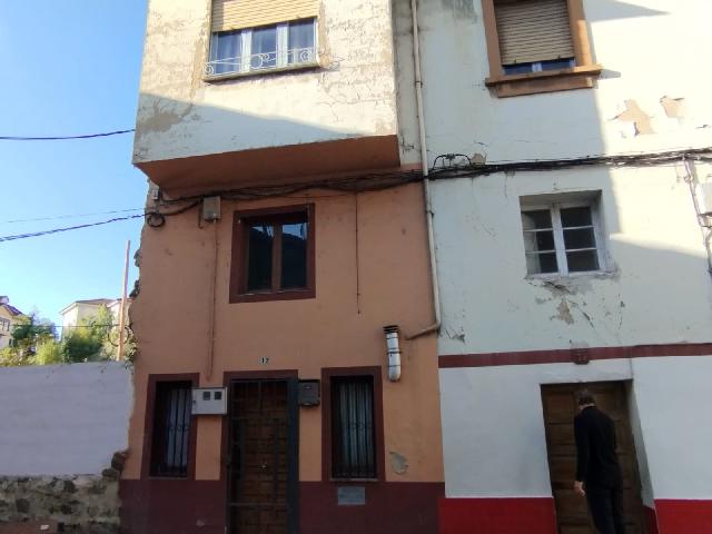 Imagen 6 Inmueble 297509 - Casa Aislada en venta en Mieres / Al lado de la plaza San Juan de Mieres