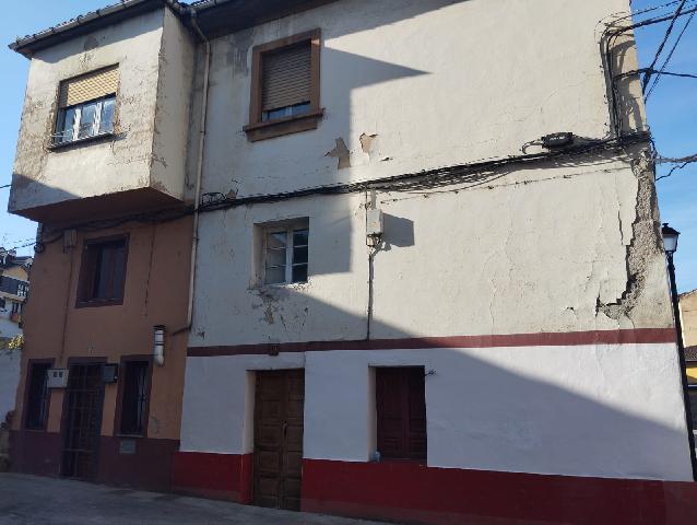 Imagen 8 Inmueble 297509 - Casa Aislada en venta en Mieres / Al lado de la plaza San Juan de Mieres