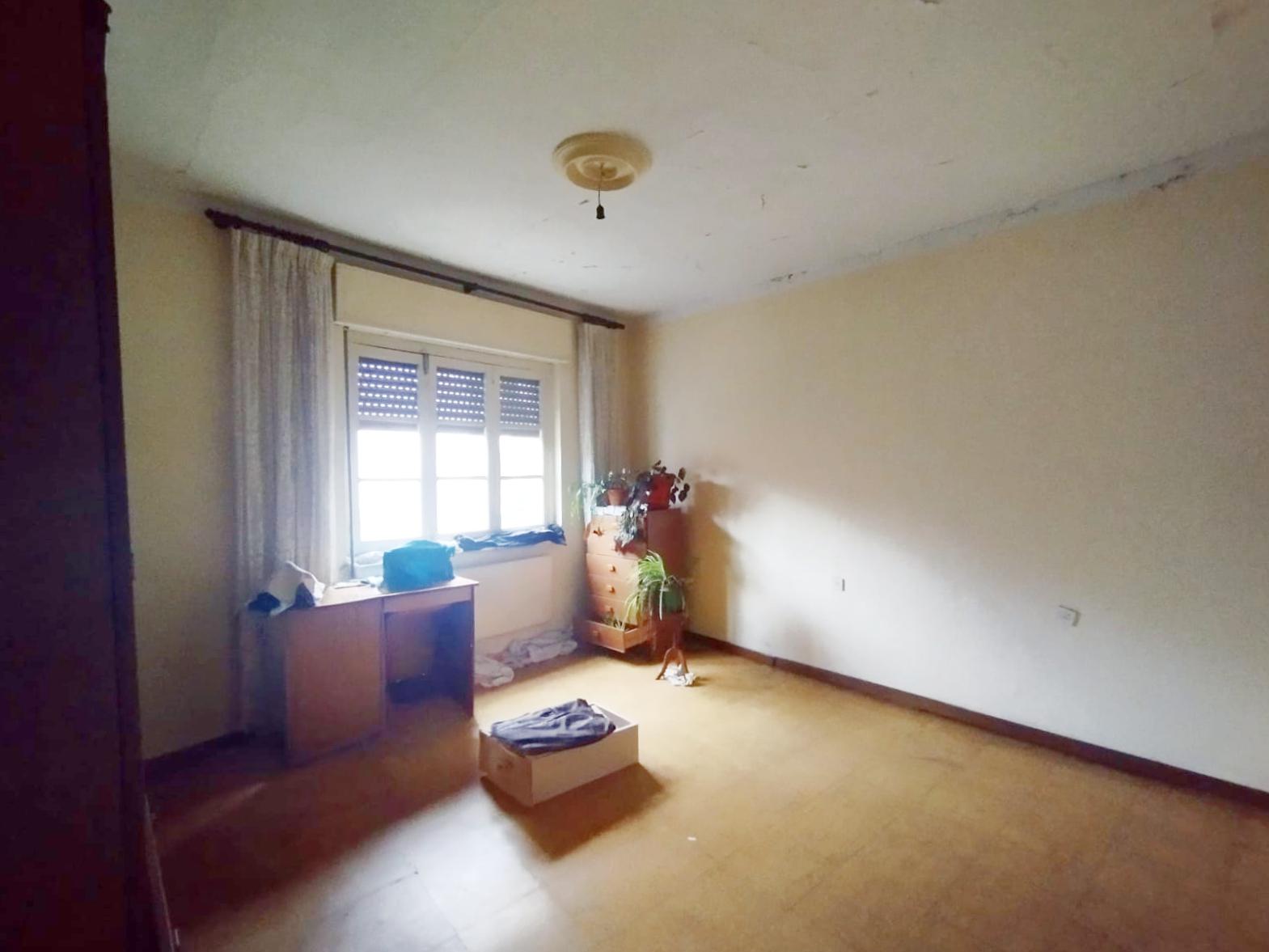 Imagen 3 Casa Aislada en venta en Mieres / Al lado de la plaza San Juan de Mieres