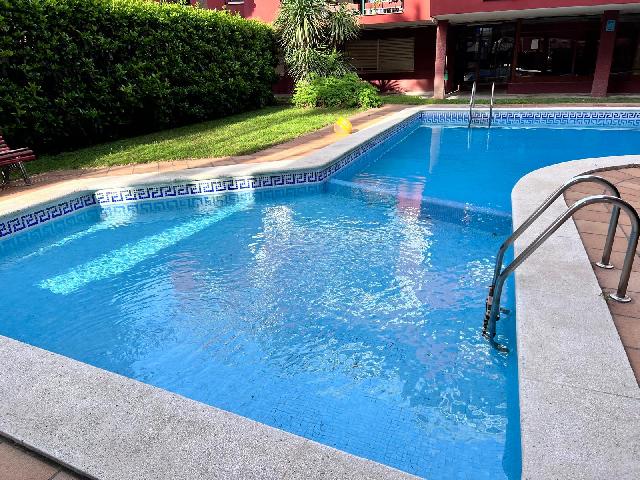 Imagen 2 Inmueble 300370 - Piso en venta en Castelldefels / Urbanizacion Montemar bajo 