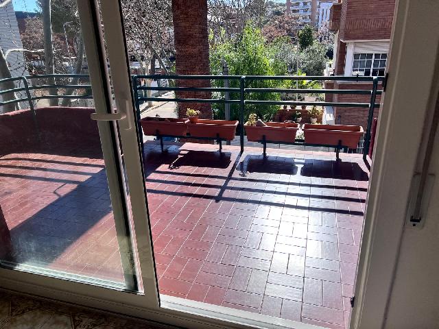 Imagen 3 Inmueble 300370 - Piso en venta en Castelldefels / Urbanizacion Montemar bajo 