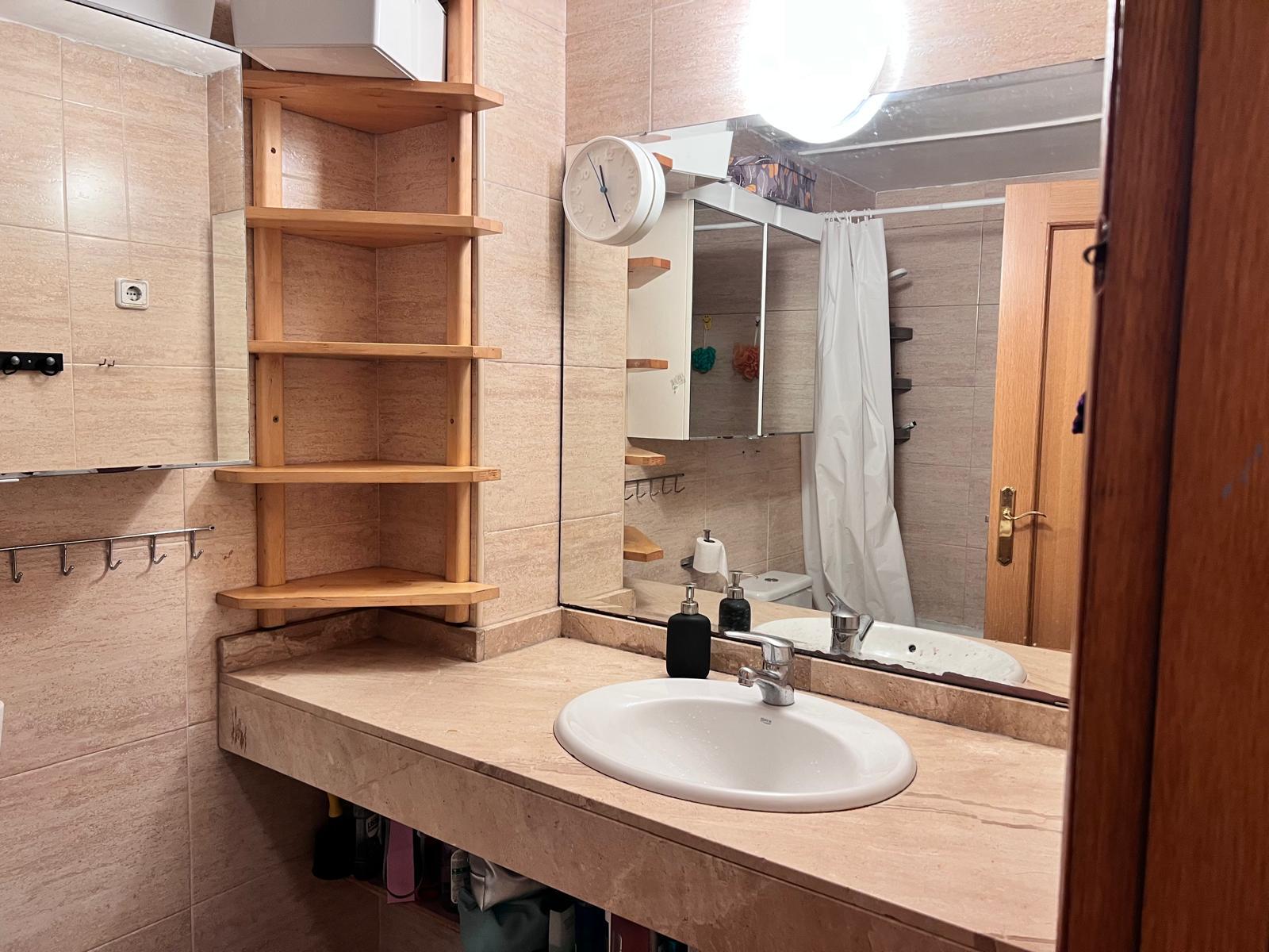Imagen 5 Piso en venta en Sant Joan Despí / Carrer Major - Colegio St Patricks  