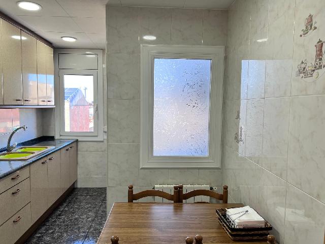 Imagen 9 Inmueble 300609 - Piso en venta en Prat De Llobregat (El) / Duplex  en el centro del Prat con 5 habitaciones 