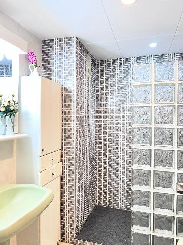 Imagen 21 Inmueble 300609 - Piso en venta en Prat De Llobregat (El) / Duplex  en el centro del Prat con 5 habitaciones 