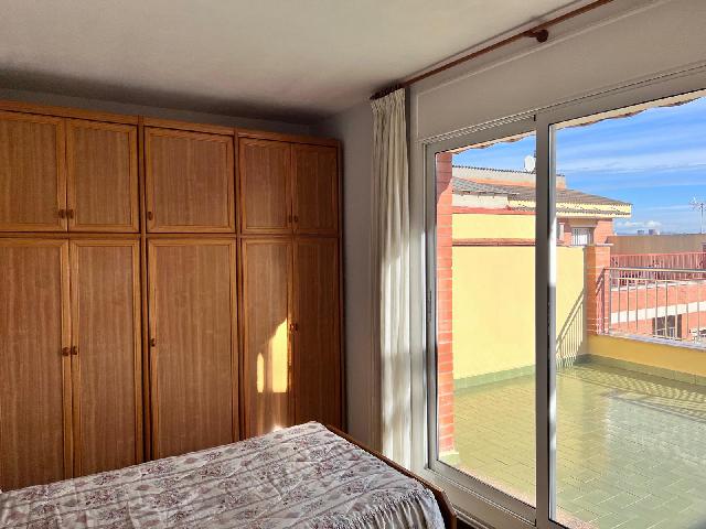 Imagen 25 Inmueble 300609 - Piso en venta en Prat De Llobregat (El) / Duplex  en el centro del Prat con 5 habitaciones 