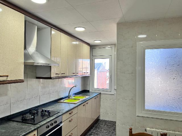 Imagen 29 Inmueble 300609 - Piso en venta en Prat De Llobregat (El) / Duplex  en el centro del Prat con 5 habitaciones 