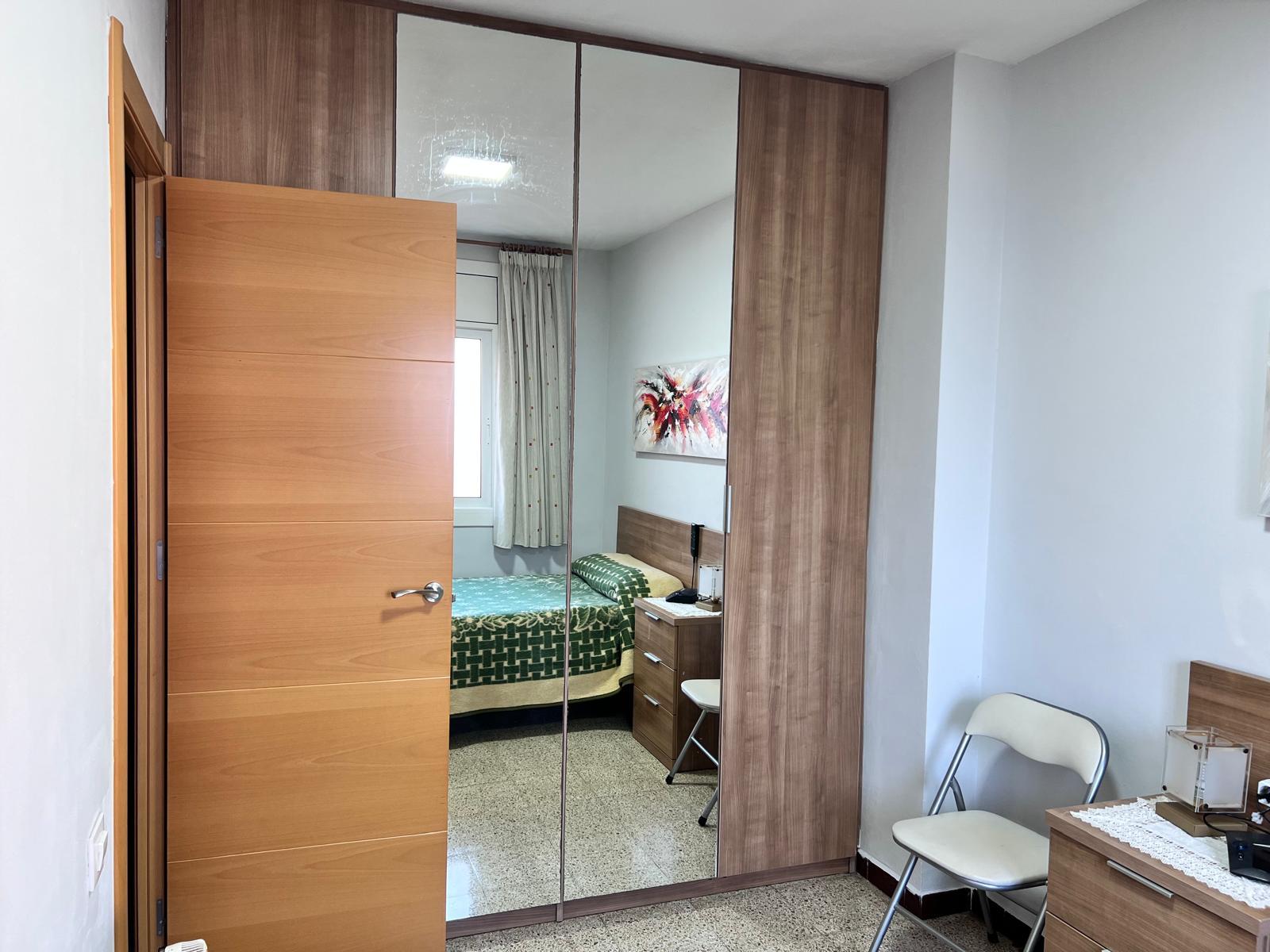 Imagen 32 Piso en venta en Prat De Llobregat El / Duplex  en el centro del Prat con 5 habitaciones 