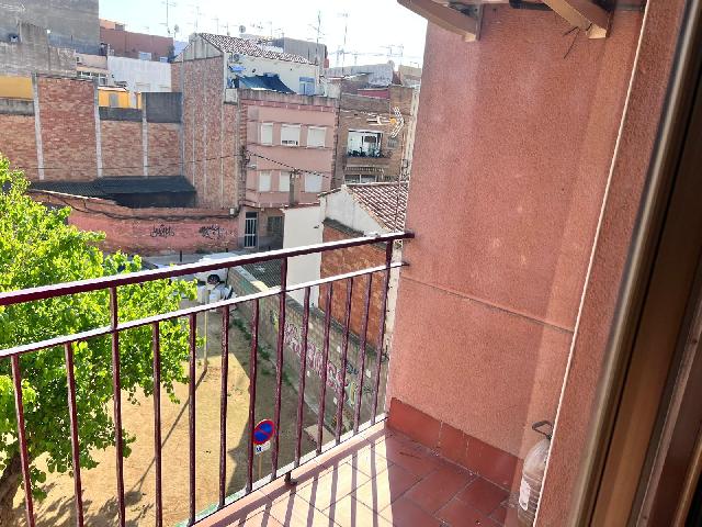 Imagen 1 Inmueble 301337 - Piso en venta en Cornellà De Llobregat / Junto Centro Comercial Splau 