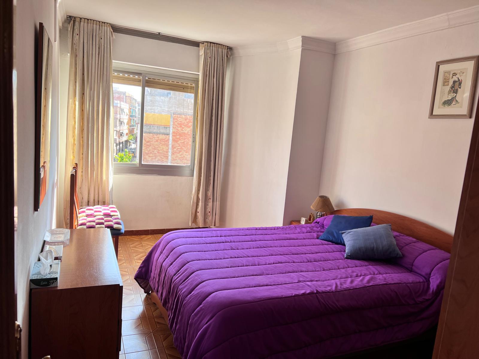 Imagen 12 Piso en venta en Cornellà De Llobregat / Junto Centro Comercial Splau 