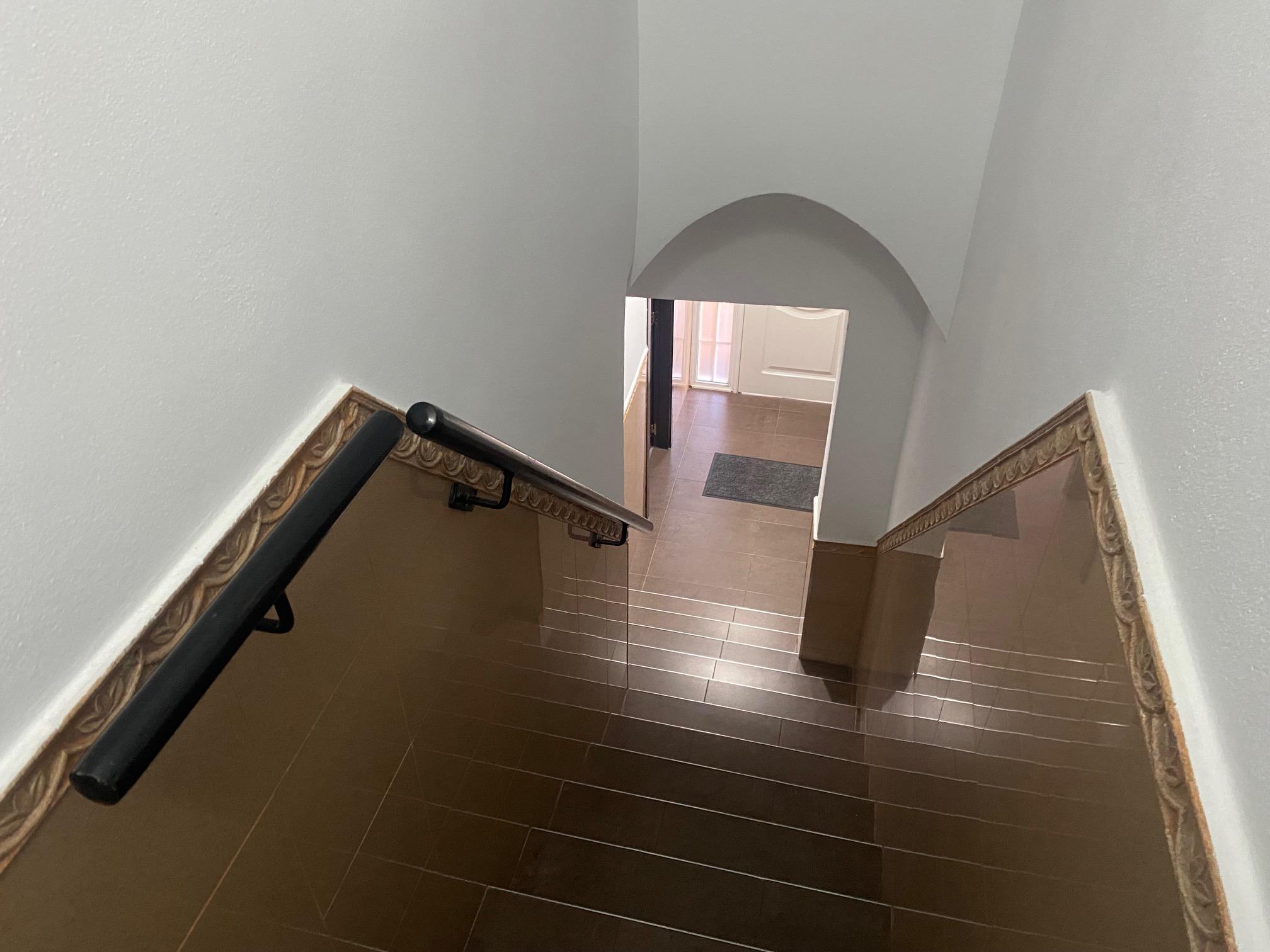 Imagen 5 Casa Adosada en venta en Benigánim / Zona amplia cercana al centro y servicios. 