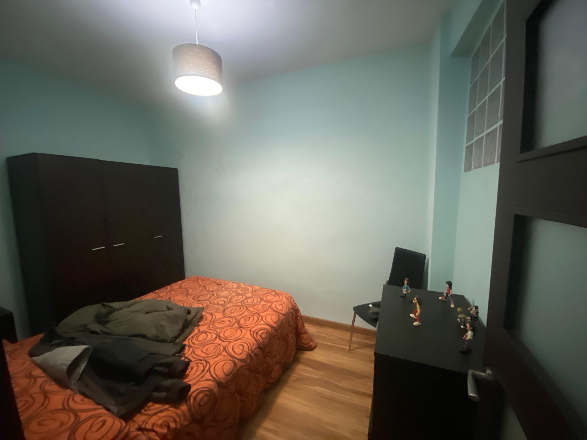Imagen 17 Casa Adosada en venta en Benigánim / Zona amplia cercana al centro y servicios. 