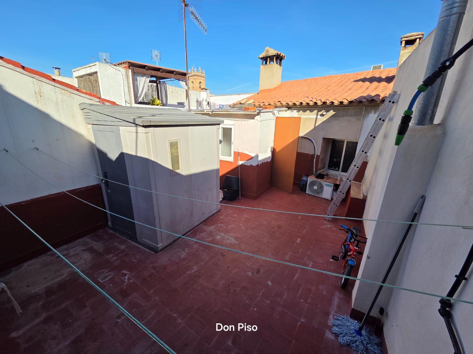 Imagen 7 Casa Adosada en venta en Oliva / En pleno casco antiguo de Oliva.