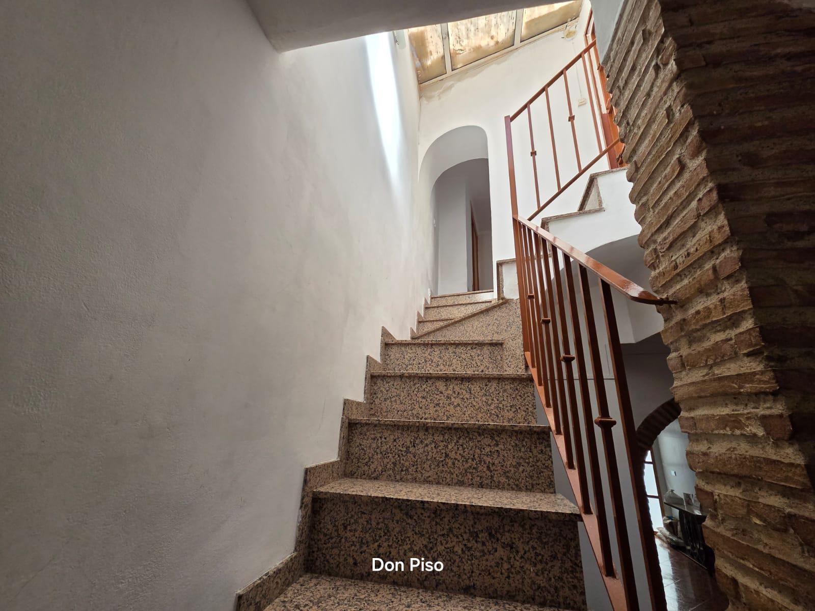 Imagen 14 Casa Adosada en venta en Oliva / En pleno casco antiguo de Oliva.