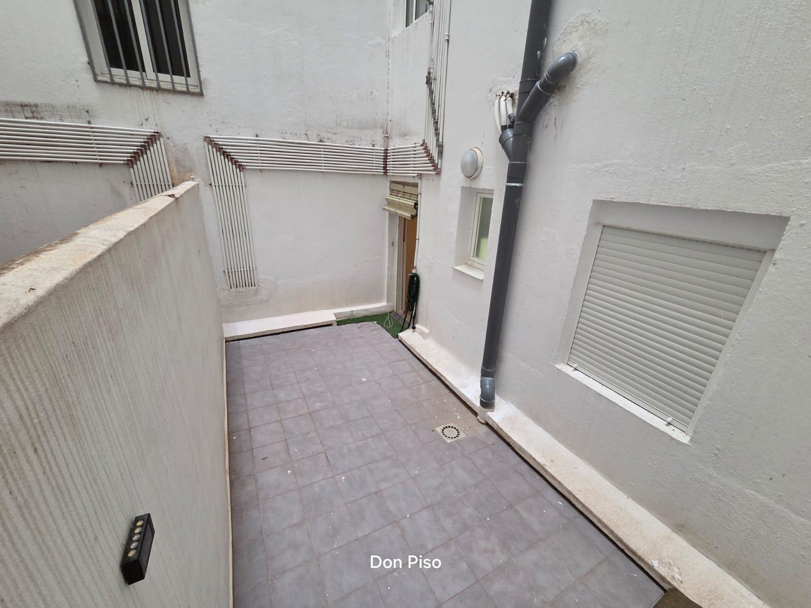 Imagen 18 Apartamento en venta en Oliva / En pleno paseo de Oliva, cerca de Mercadona