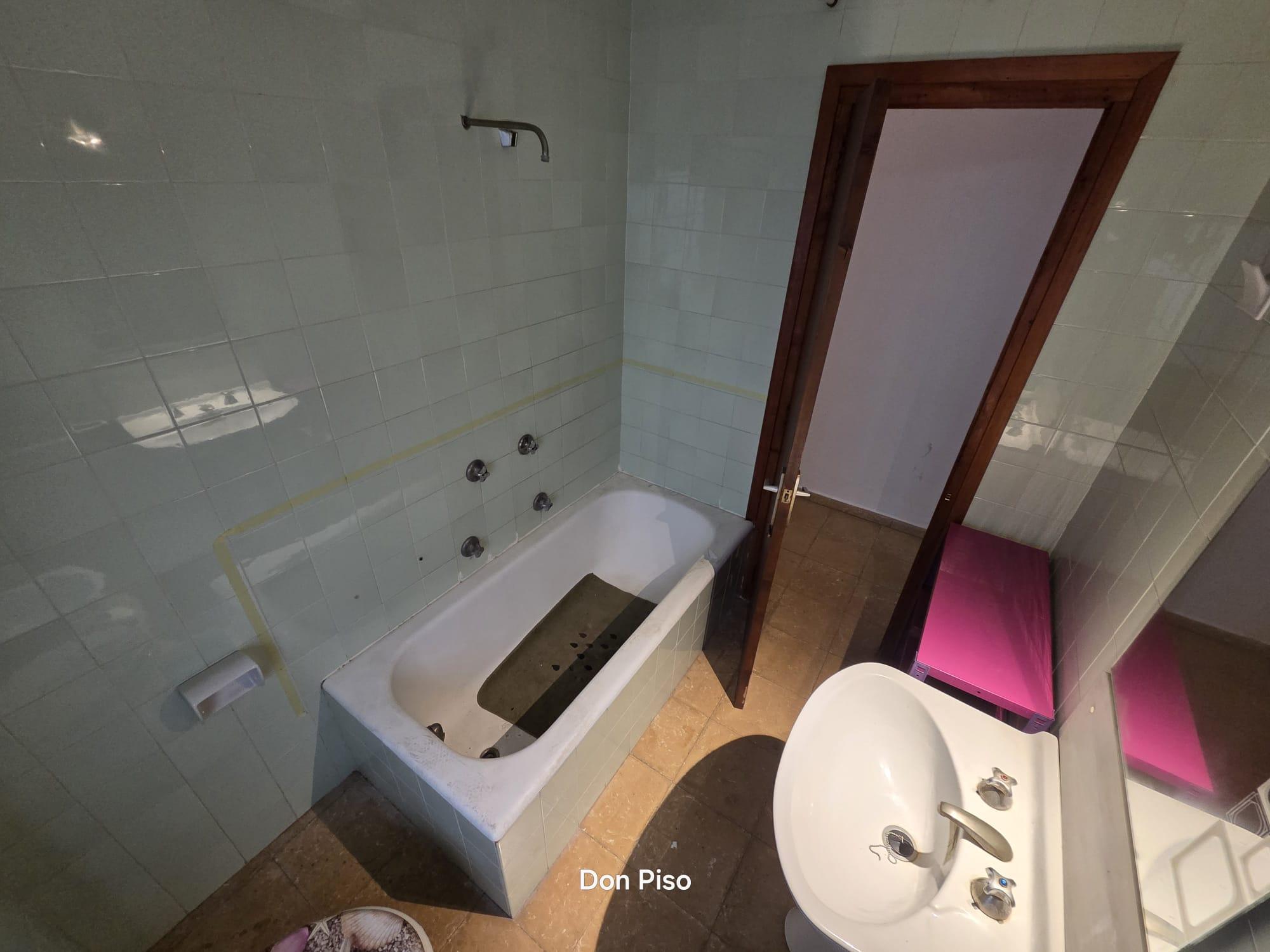 Imagen 13 Apartamento en venta en Pego / Junto a la Policía Local.