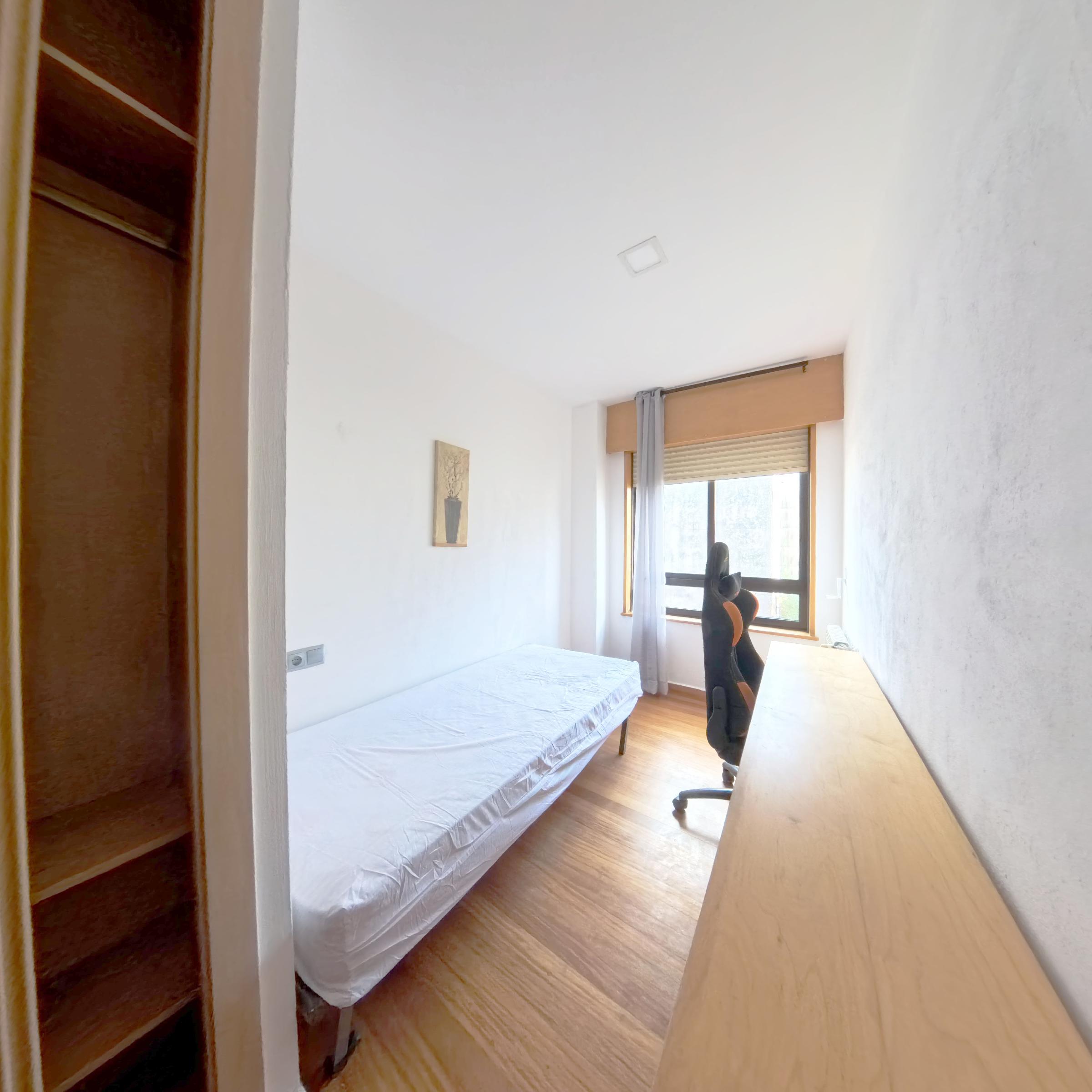 Imagen 11 Apartamento en venta en Ames / Avenida principal de Bertamirans