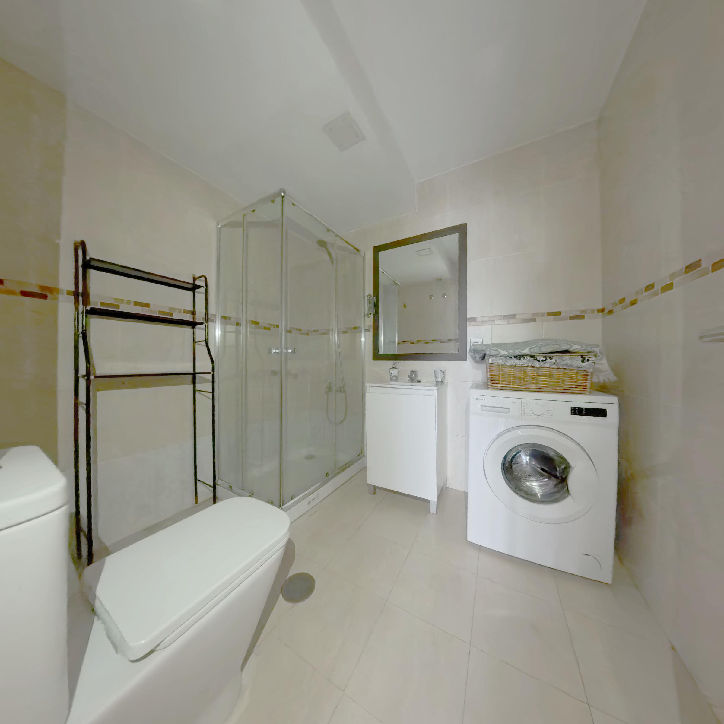 Imagen 8 Apartamento en venta en Ames / Avenida principal de Bertamirans