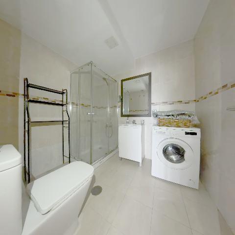 Imagen 7 Inmueble 300389 - Apartamento en venta en Ames / Avenida principal de Bertamirans