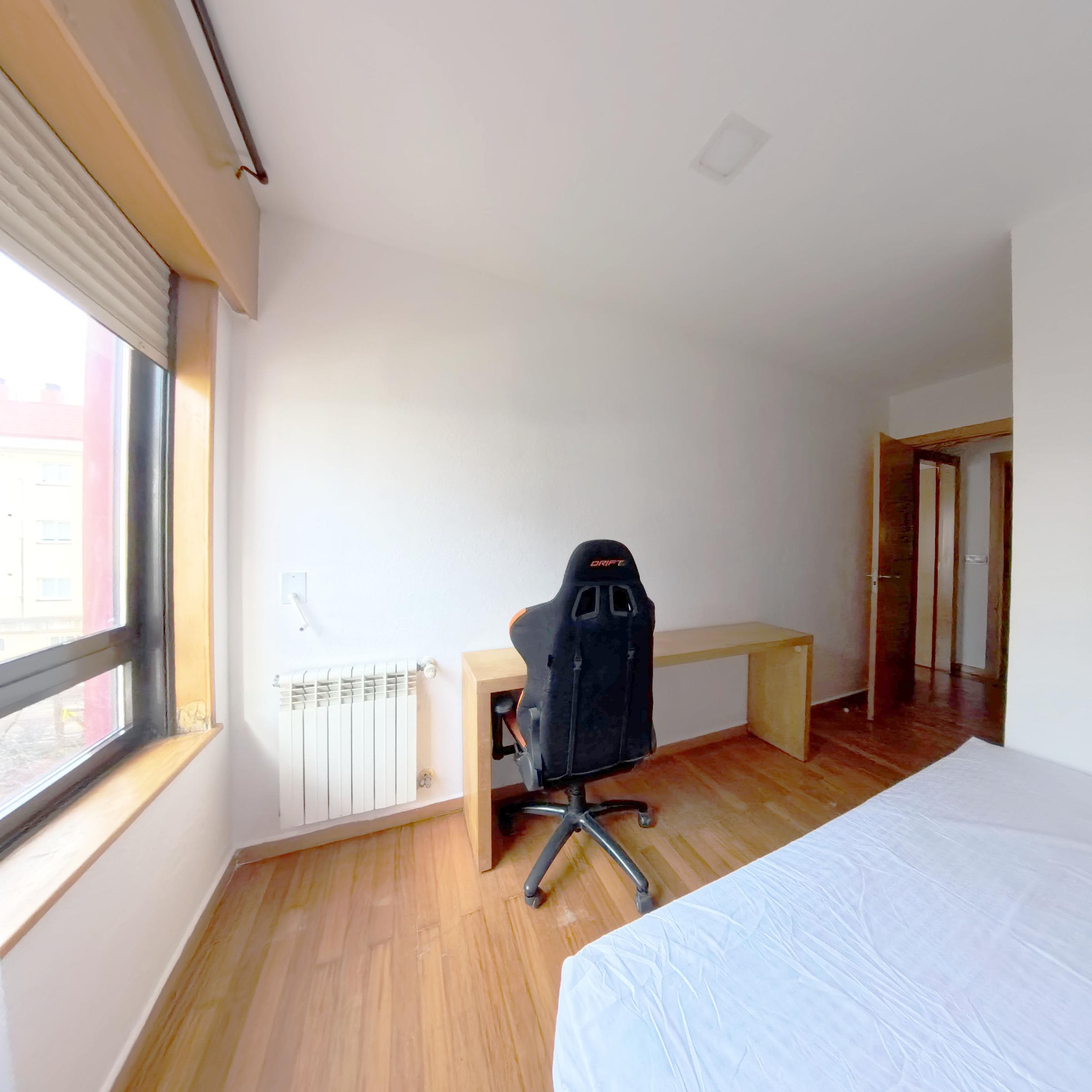 Imagen 13 Apartamento en venta en Ames / Avenida principal de Bertamirans