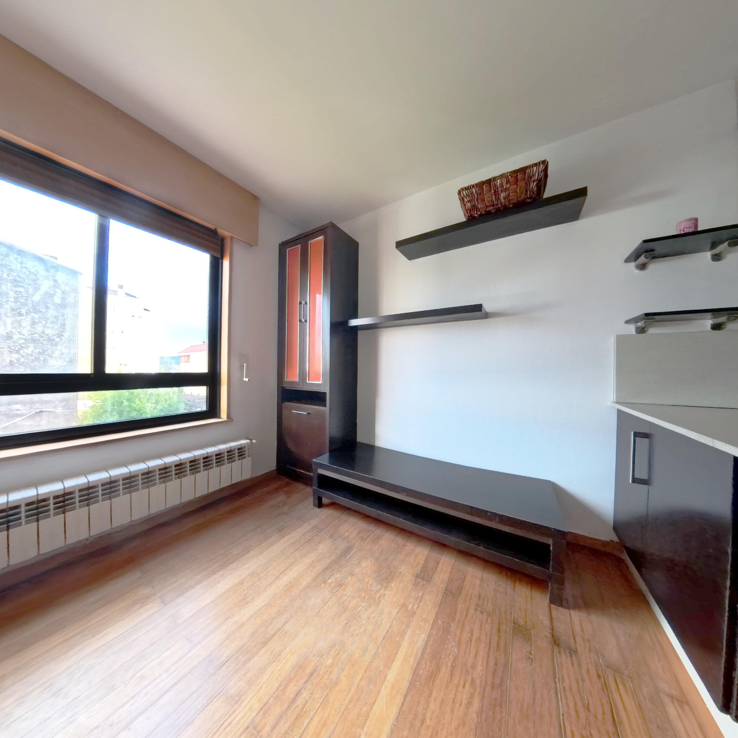 Imagen 24 Apartamento en venta en Ames / Avenida principal de Bertamirans