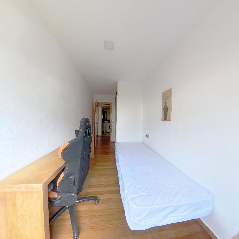 Imagen 14 Inmueble 300389 - Apartamento en venta en Ames / Avenida principal de Bertamirans