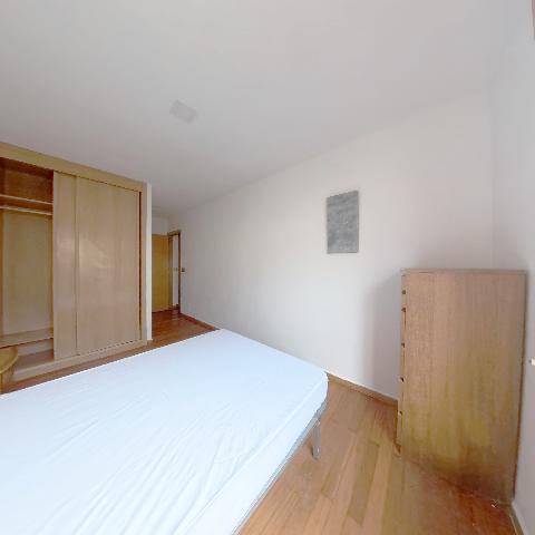 Imagen 32 Inmueble 300389 - Apartamento en venta en Ames / Avenida principal de Bertamirans