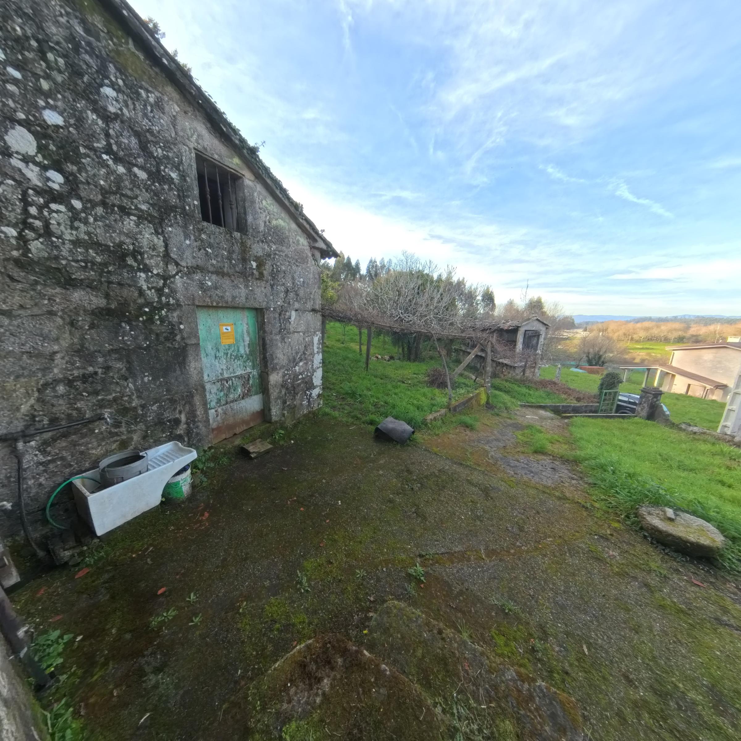 Imagen 11 Casa en venta en Santiago De Compostela / Cerca de la Iglesia de Calo