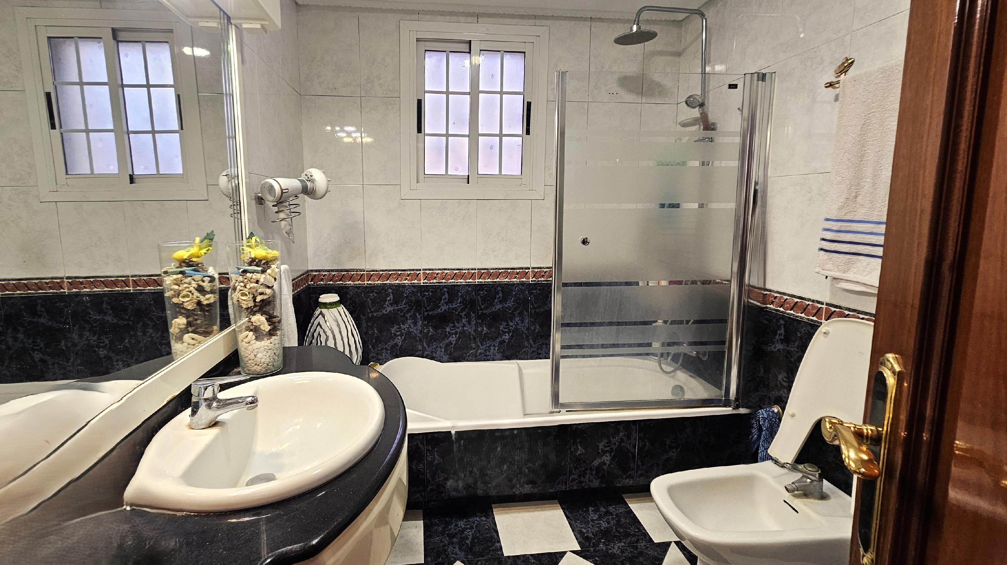 Imagen 14 Casa Aislada en venta en Bétera / Urbanización Cumbres de San Antonio.