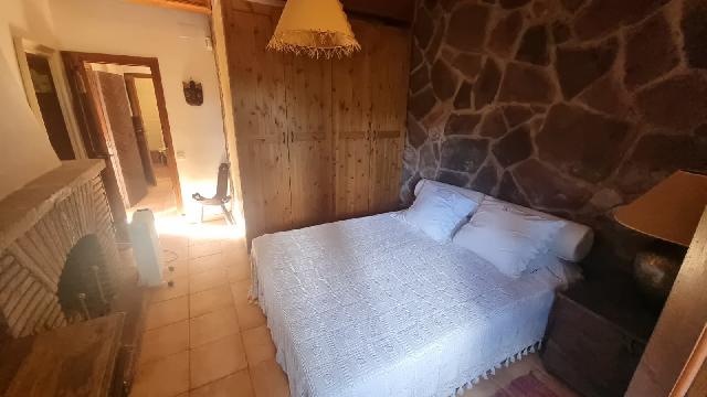 Imagen 18 Inmueble 300415 - Casa Aislada en venta en Castellví De Rosanes / A 2 minutos de  Ap-7 y 5 minutos de A-2.