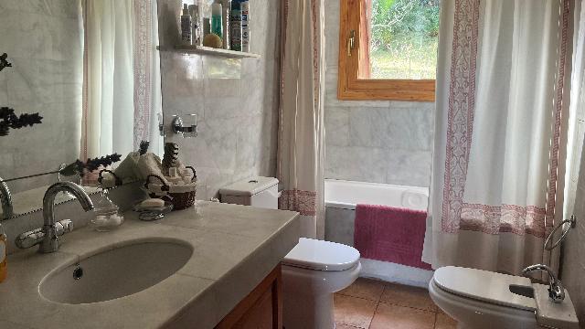 Imagen 28 Inmueble 300415 - Casa Aislada en venta en Castellví De Rosanes / A 2 minutos de  Ap-7 y 5 minutos de A-2.