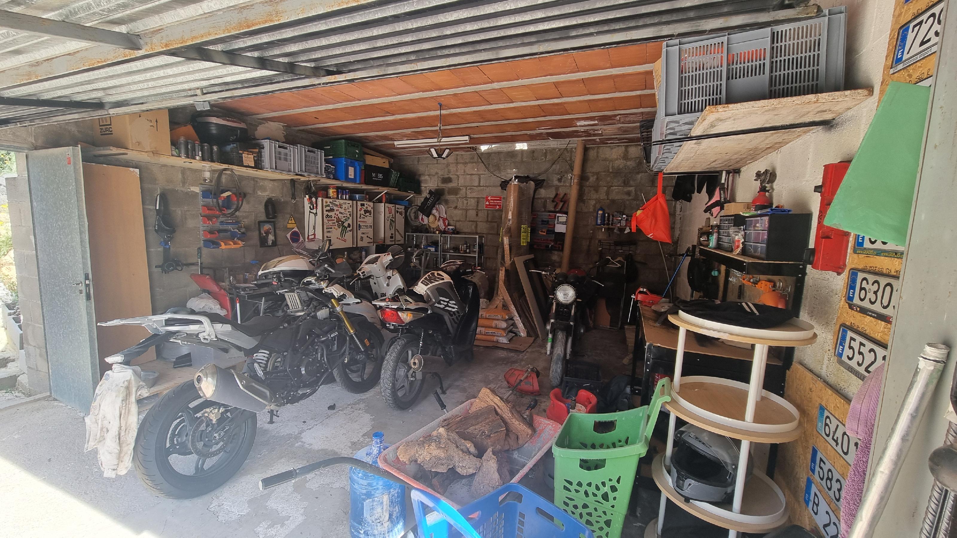 Imagen 35 Casa Aislada en venta en Vallirana / A 10 minutos de la autovía A-2